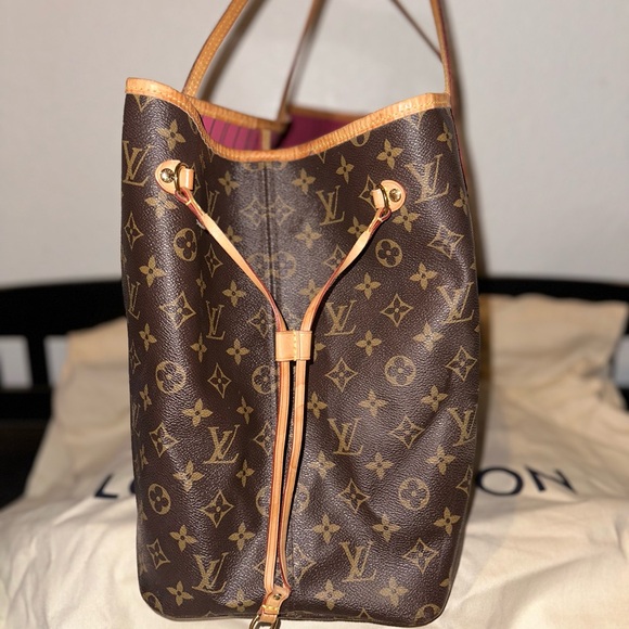 Louis Vuitton Neverfull GM (Grand Modele) Large Tote Bag - Picture 4 of 11